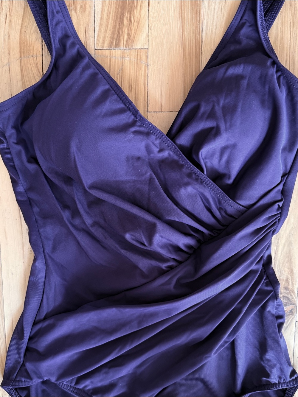 MIRACLESUIT DARKER PURPLE ONE PIECE SWIMSUIT SZ 10 EXCELLENT - Picture 2 of 6